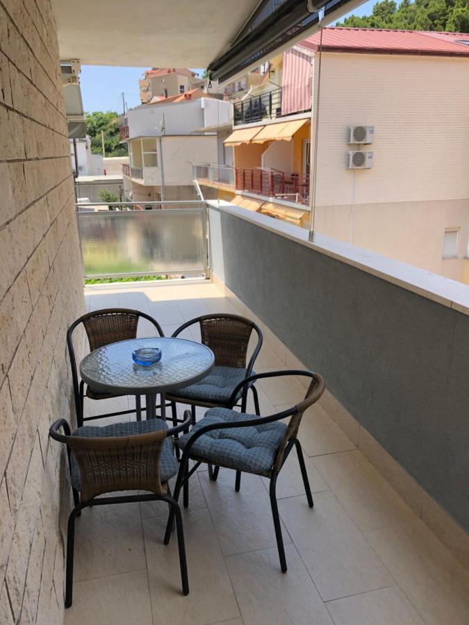 Omis - Private Ensuite Room With Balcony - Hotel Style Екстериор снимка